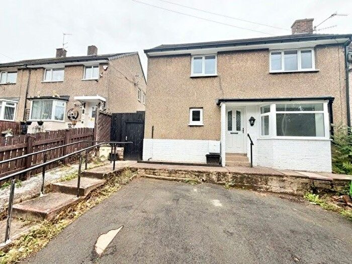 3 Bedroom Property To Rent In Dodge Holme Drive, Halifax, HX2