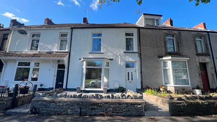 3 Bedroom Terraced House To Rent In St. Helens Crescent, Swansea, SA1