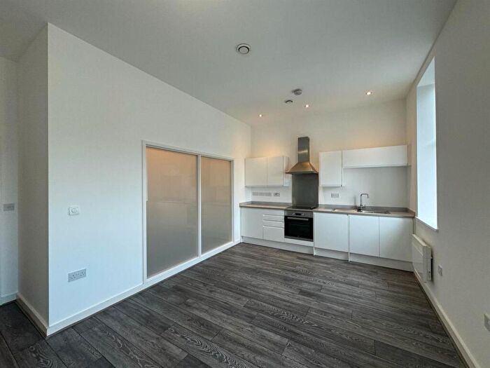 1 Bedroom Apartment To Rent In Vicarage Farm Road, Peterborough, PE1