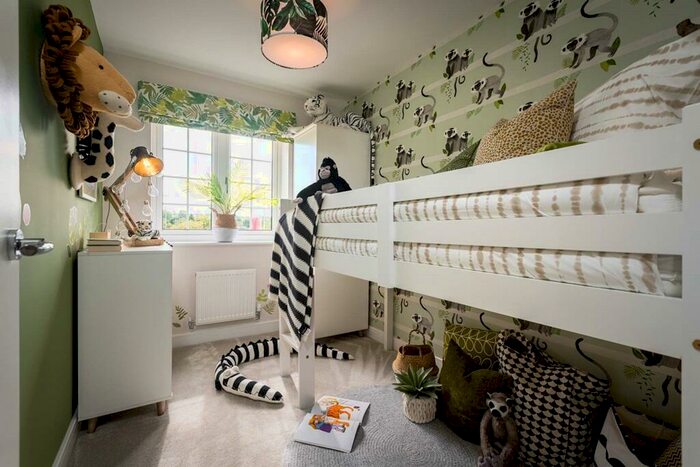 3 Bedroom Semi-Detached House For Sale In Clipstone Park, Leighton Buzzard, LU7