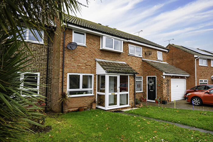 3 Bedroom Terraced House For Sale In Chelsworth Road, Felixstowe, IP11