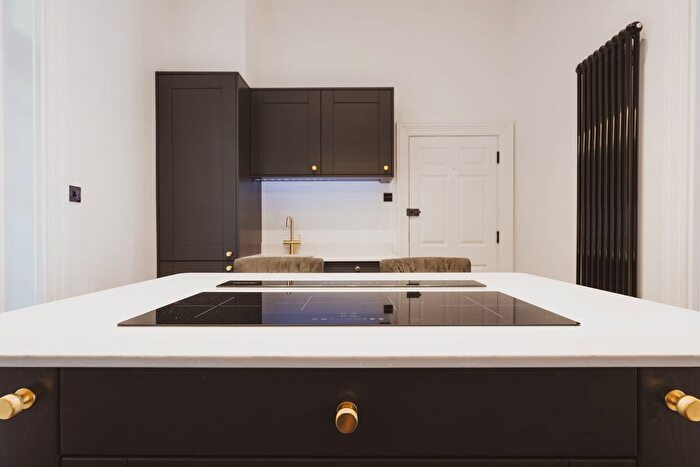 2 Bedroom Flat For Sale In Charles Gordon House, Rockstone Place, Southampton, SO15