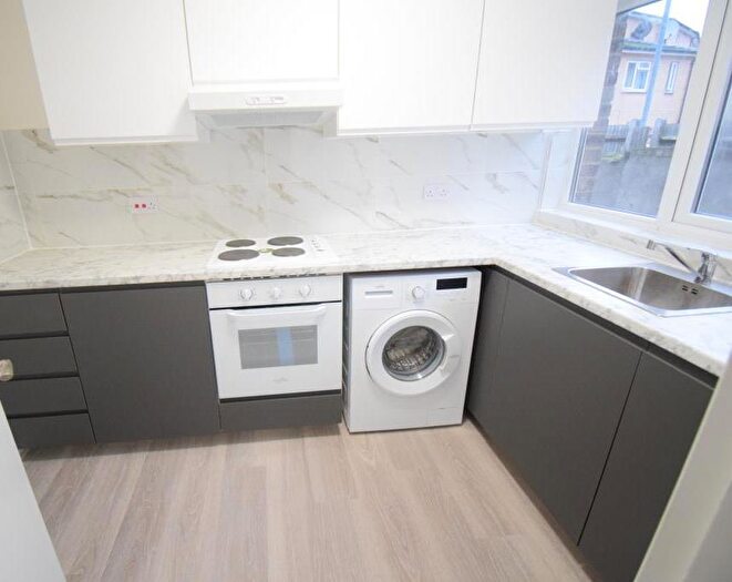 Studio To Rent In Crowhurst Court, Lansdowne Road, Tottenham, Haringey, London, N17