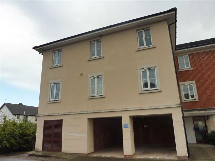 2 Bedroom Apartment To Rent In Ffordd James McGhan, Cardiff, CF11