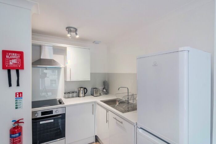 2 Bedroom Flat To Rent In Rosefield Street, Dundee, DD1