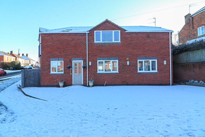 2 Bedroom Apartment To Rent In Fairfields Hill, Polesworth, B78