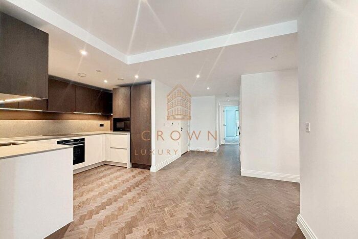 3 Bedroom Flat To Rent In Halcyon House - Th Floor, Royal Eden Dock, E16