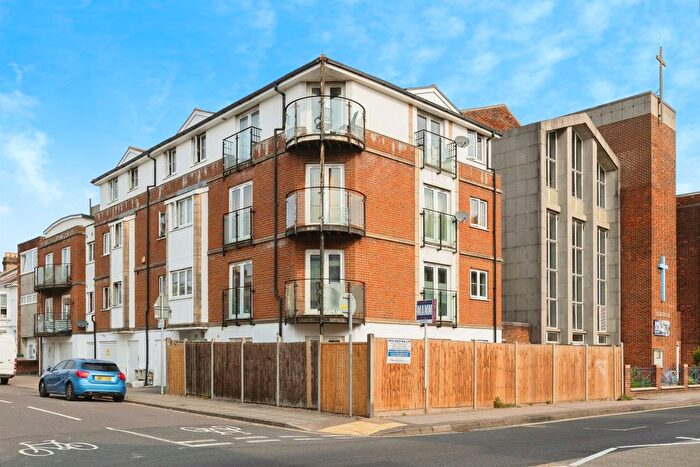 1 Bedroom Flat For Sale In Montgomerie Road, Southsea, PO5
