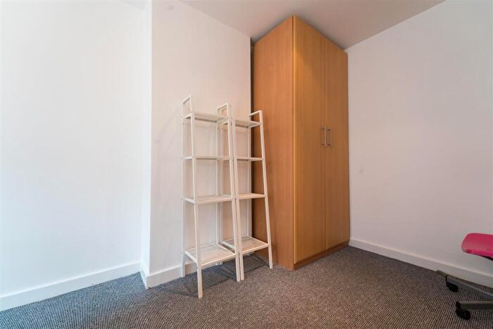 2 Bedroom Apartment To Rent In Montana House City Centre, M1