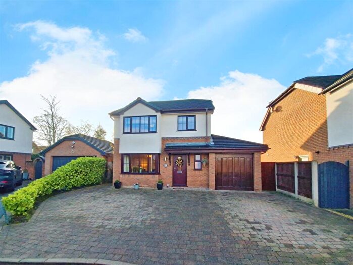 3 Bedroom Detached House For Sale In Oakley Close, Sandbach, CW11