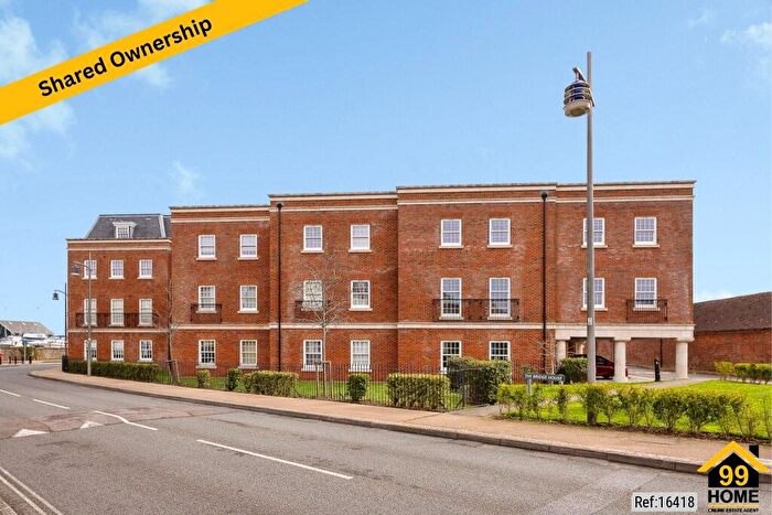 1 Bedroom Flat For Sale In The Bridgehouse, Gosport, PO12