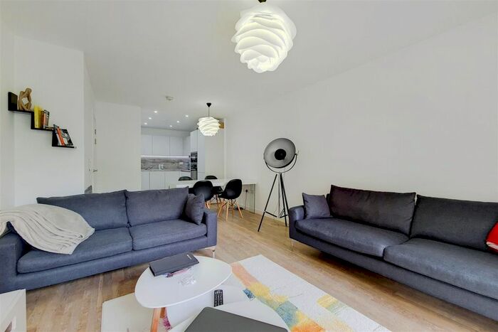 1 Bedroom Flat To Rent In Naomi Street, Surrey Quays, SE8