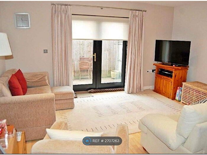3 Bedroom Semi-Detached House To Rent In Forge Place, Borehamwood, WD6
