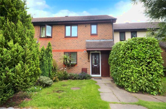 3 Bedroom Terraced House To Rent In Horley, Surrey, RH6