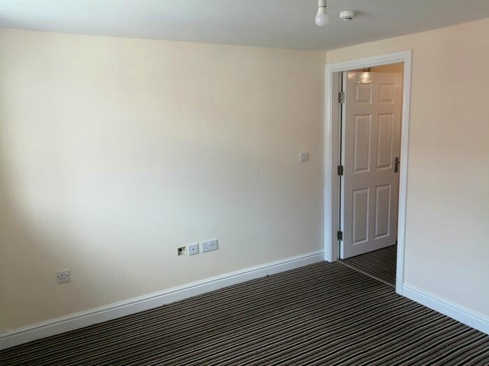 1 Bedroom Flat To Rent In Asfordby Street, Leicester, Leicestershire, LE5