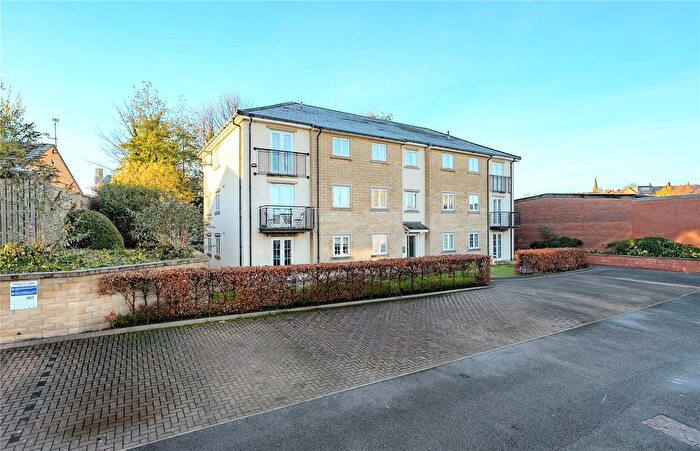 2 Bedroom Flat For Sale In Seven Hills Point, Albert Road, Morley, Leeds, LS27