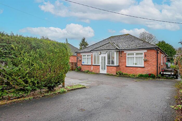2 Bedroom Detached Bungalow For Sale In Reading Road, Harwell, OX11