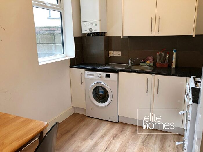 1 Bedroom Flat To Rent In Tillotson Road, London, N9