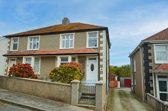 4 Bedroom Semi Detached House To Rent In St Blazey Gate, Par, PL24