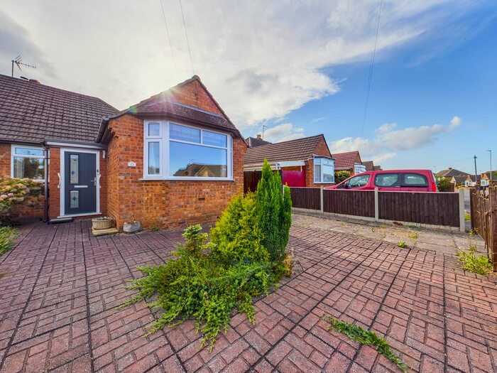 2 Bedroom Semi-Detached House To Rent In Woodlands Road, Cheltenham, Gloucestershire, GL51