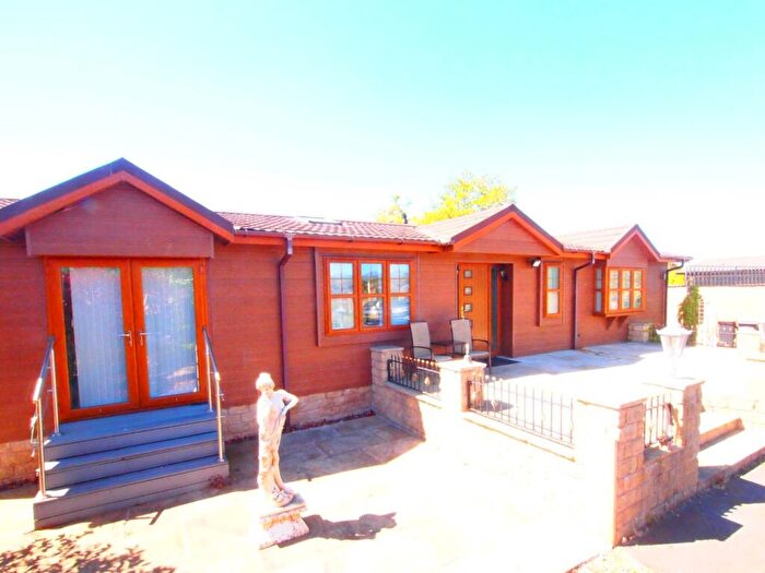 1 Bedroom Lodge For Sale In Woodlands Way, PR3