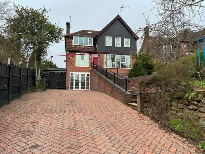 4 Bedroom House To Rent In Mansfield Road, Nottingham, NG5