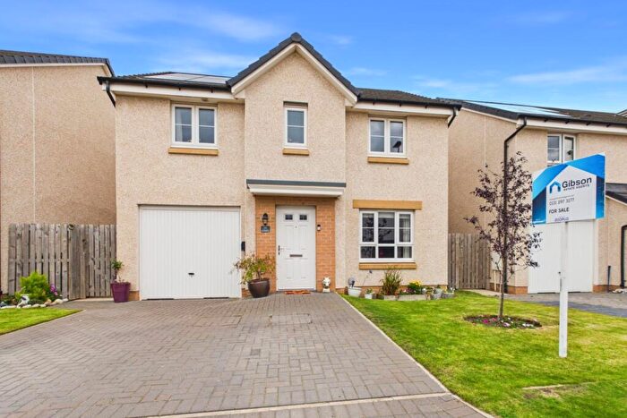 4 Bedroom Detached House For Sale In Wildflower Crescent, Ormiston, EH35