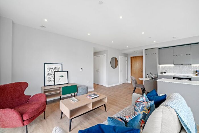 2 Bedroom Flat To Rent In , Portlands Court, London, E20