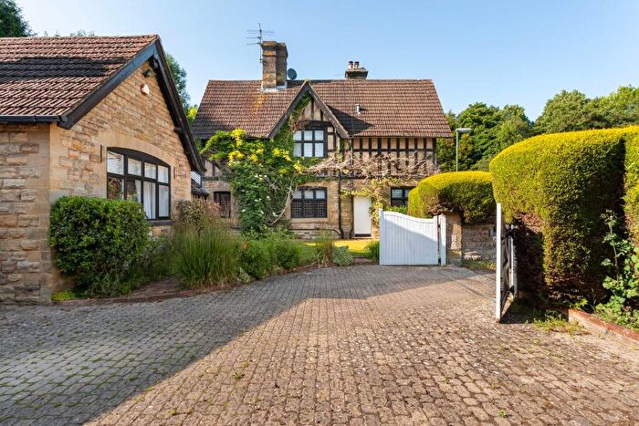 5 Bedroom Semi-Detached House For Sale In The Old Bakery, RH17
