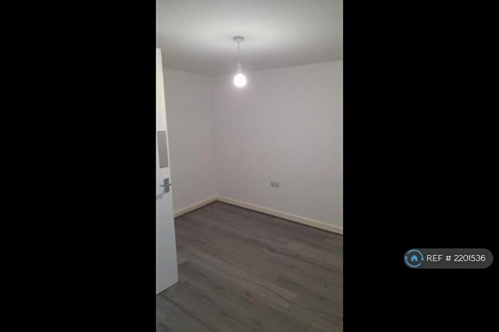 1 Bedroom Flat To Rent In Middlewood Road, Sheffield, S6