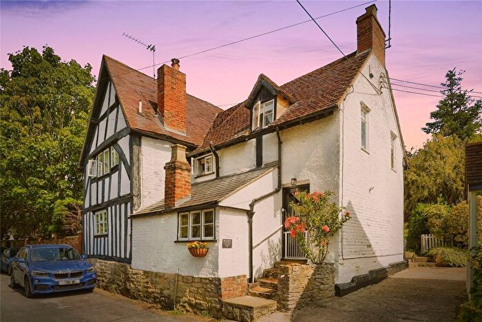 2 Bedroom Cottage For Sale In Jarvis Street, Eckington, Pershore, Worcestershire, WR10