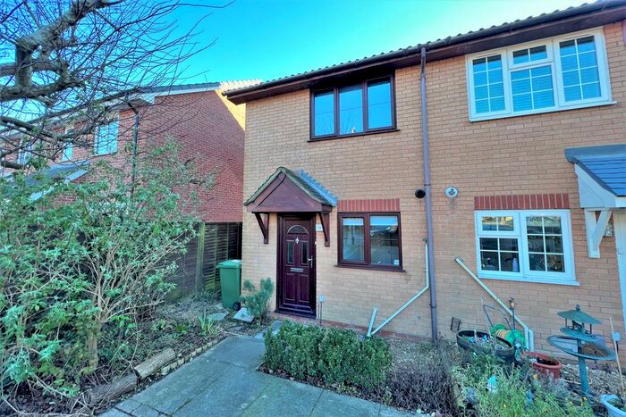 2 Bedroom End Of Terrace House To Rent In Neelands Grove, Portsmouth, PO6