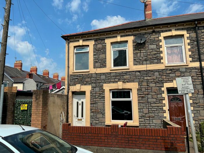3 Bedroom End Of Terrace House To Rent In Copper Street, Adamsdown, Cardiff, CF24