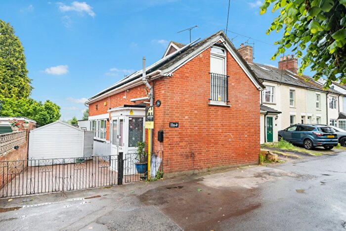 3 Bedroom Detached House For Sale In Oakland Road, Whitchurch, RG28