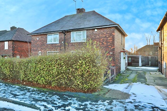 2 Bedroom Semi-Detached House For Sale In Yew Lane, Sheffield, South Yorkshire, S5