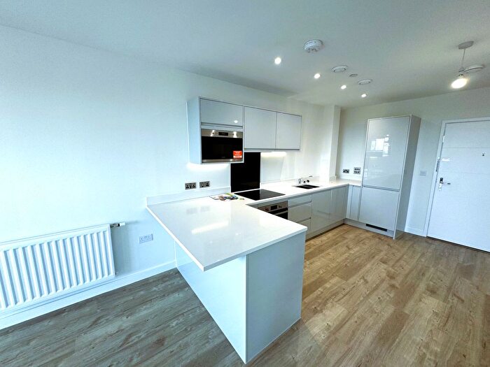 Studio To Rent In Teal Rd, Ilford, IG3