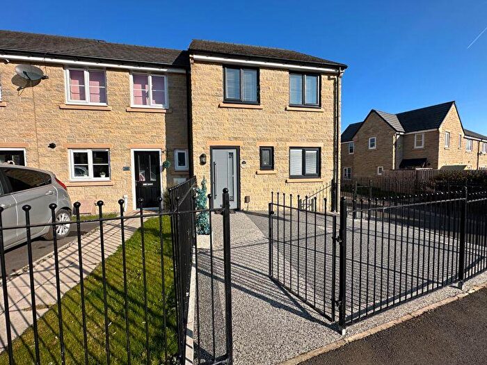 3 Bedroom Terraced House To Rent In Beaumont Court, Winlaton, NE21