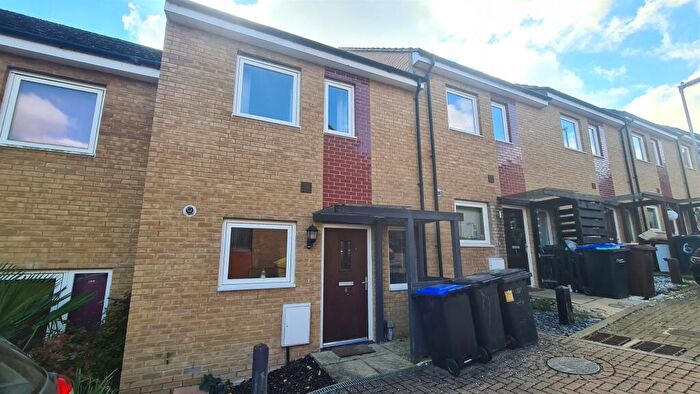 2 Bedroom Terraced House For Sale In Cluniac Court, Northampton, NN3