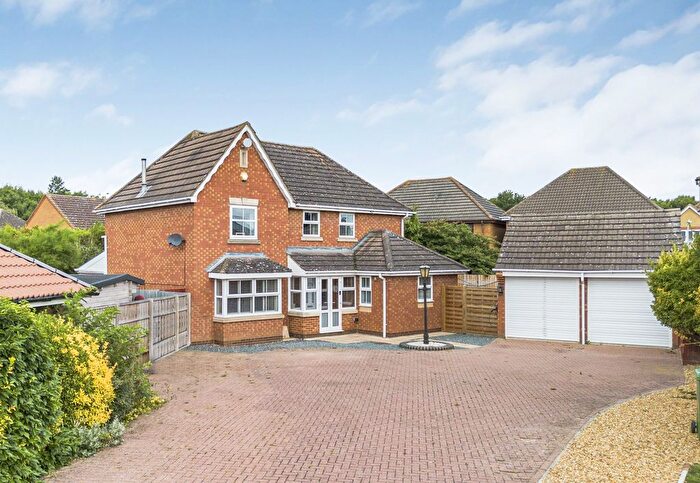 4 Bedroom Detached House For Sale In Lingmoor, Stukeley Meadows, Huntingdon., PE29
