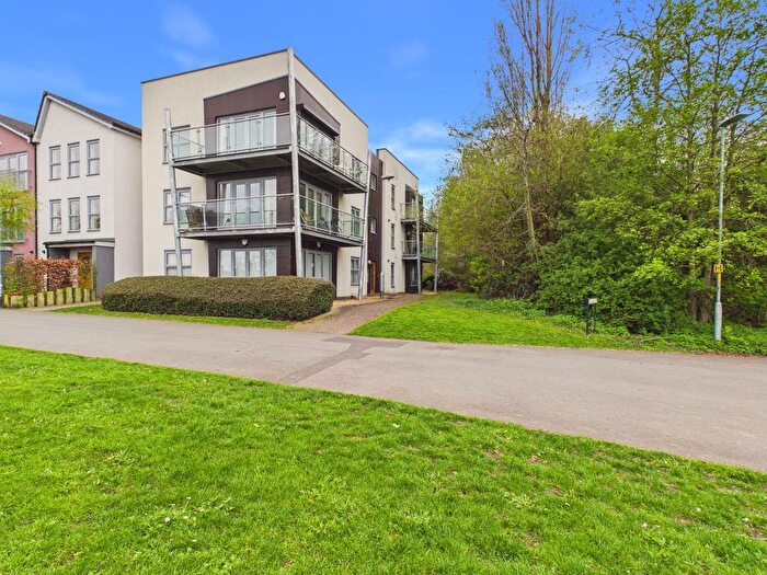 2 Bedroom Flat For Sale In Bede Courtyard, The Staiths, Gateshead, NE8