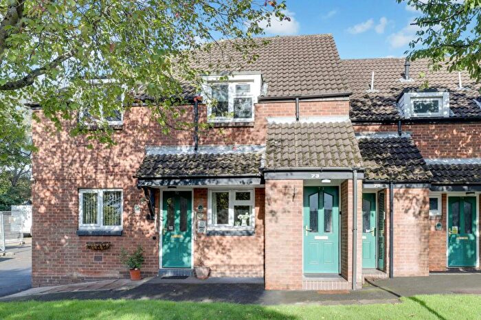 2 Bedroom Maisonette For Sale In Kilnbrook Avenue, Arnold, NG5