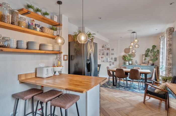 4 Bedroom Terraced House For Sale In Coxwell Lodge Drive, Faringdon, Oxfordshire, SN7