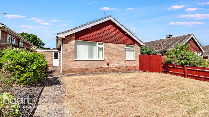 2 Bedroom Bungalow For Sale In Manderville Road, Bury St Edmunds, IP33