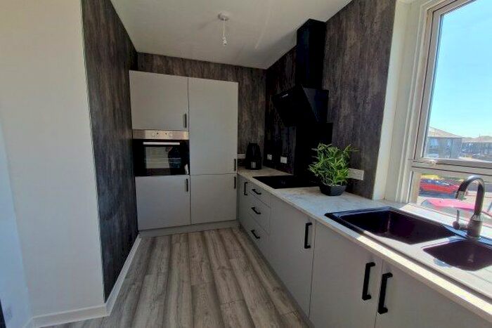 2 Bedroom Flat To Rent In Walker Road, Ayr, KA8