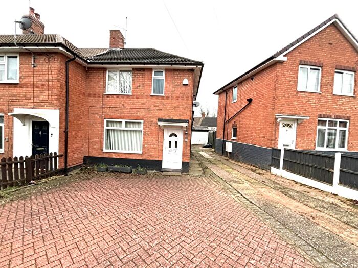 3 Bedroom House To Rent In Milcote Road, Weoley Castle, B29