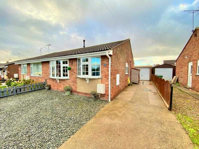2 Bedroom Semi-Detached Bungalow For Sale In Highside, North Frodingham, YO25