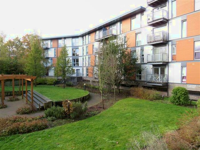 2 Bedroom Apartment To Rent In Commonwealth Drive, Crawley, RH10