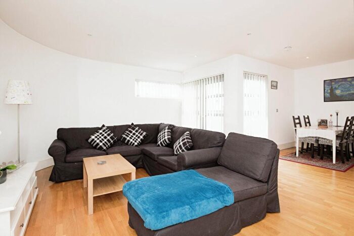 2 Bedroom Apartment For Sale In Whitworth Street West, Manchester, M1