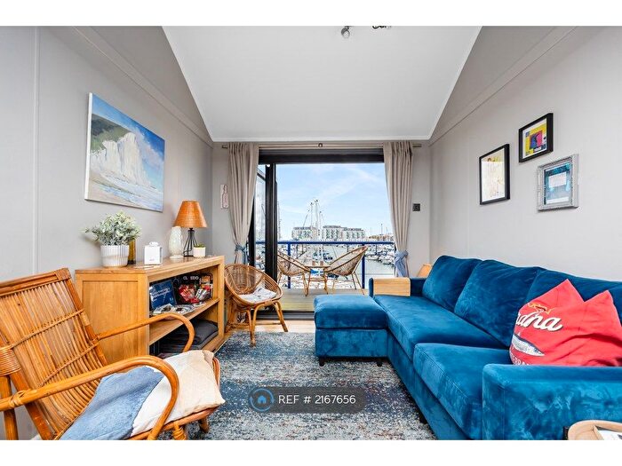 Studio To Rent In Eastern Concourse, Brighton Marina Village, Brighton, BN2