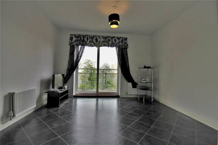1 Bedroom Flat To Rent In Grantham House, Taywood Road, Northolt UB5